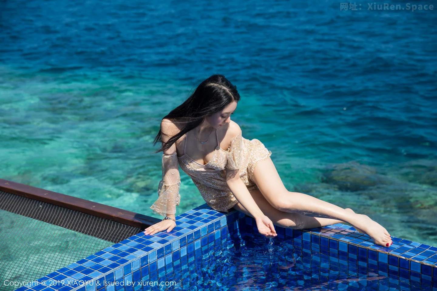 图片[4]-[XiaoYu画语界]Vol.193 女神Angela小热巴私房古韵旗袍配无内肉丝秀翘臀诱惑写真57P-秀人网官方网站